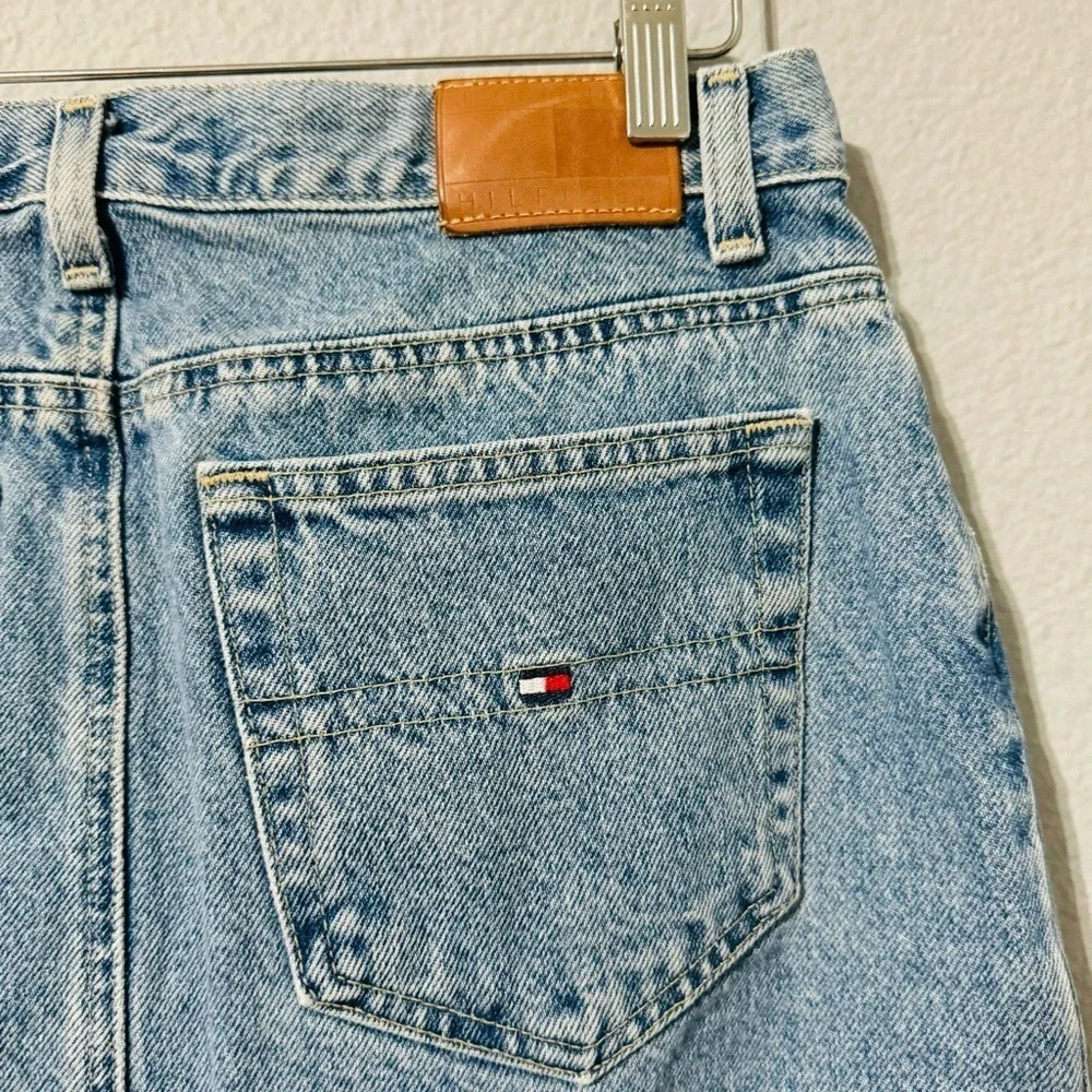 Tommy Hilfiger Cotton Mini Skirt Size 8 Light Wash Denim Vintage 90s Y2K Blue‎